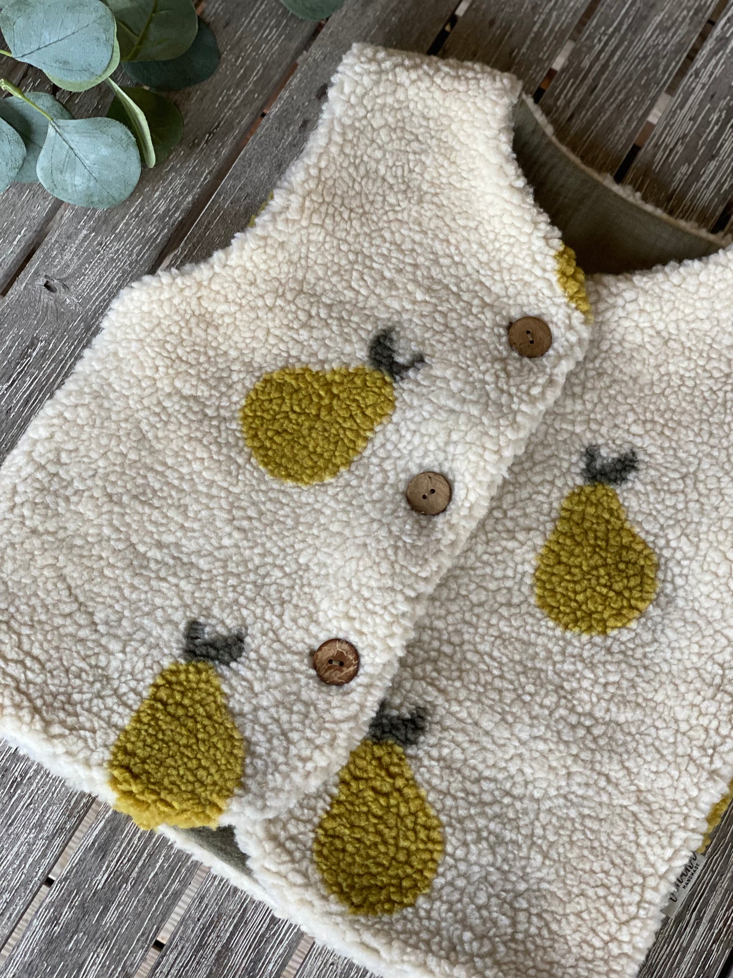 Teddyweste „Pear Bliss”