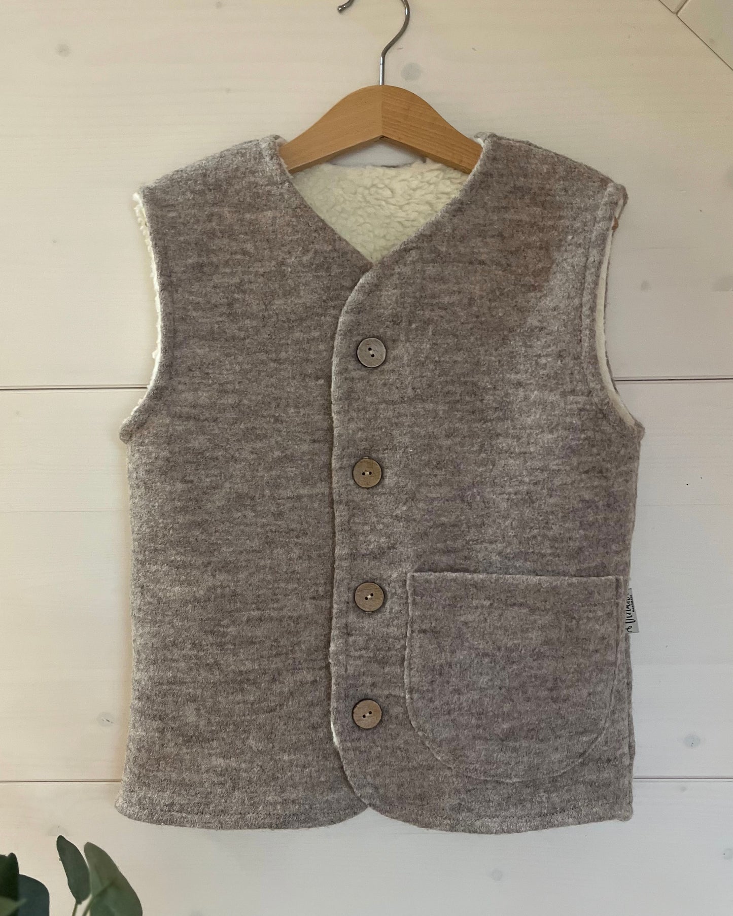Wollwalk-Weste mit Knöpfen „Beige“