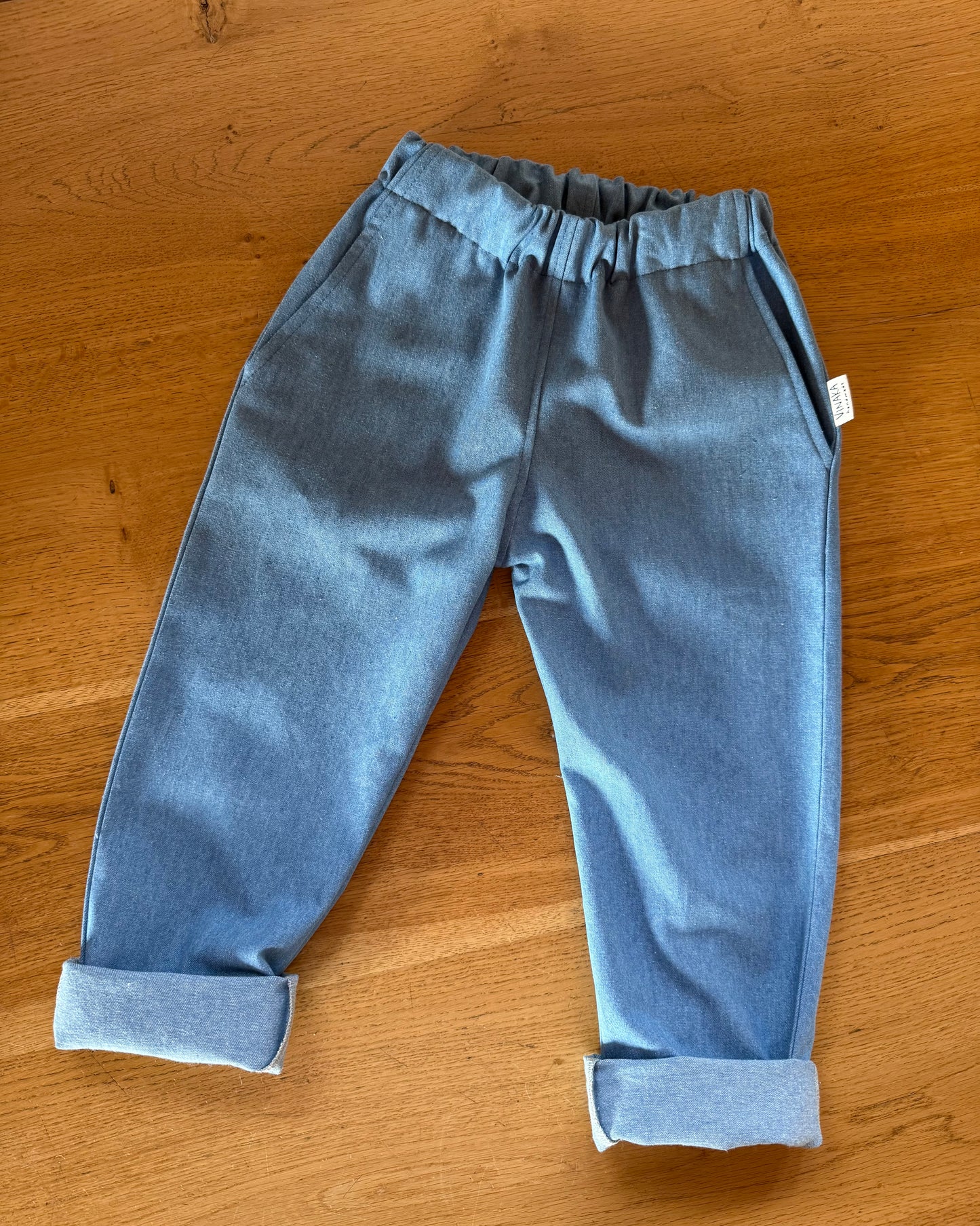 Jeanshose mit Taschen