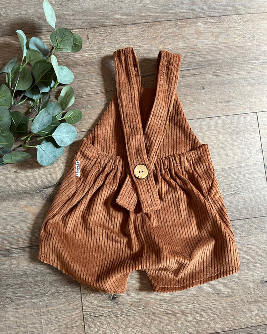 Vintage Cord Latzhose Hazelnut